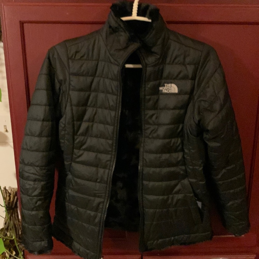 North face jacket double face, girls size 14/16 LG, in very good condition